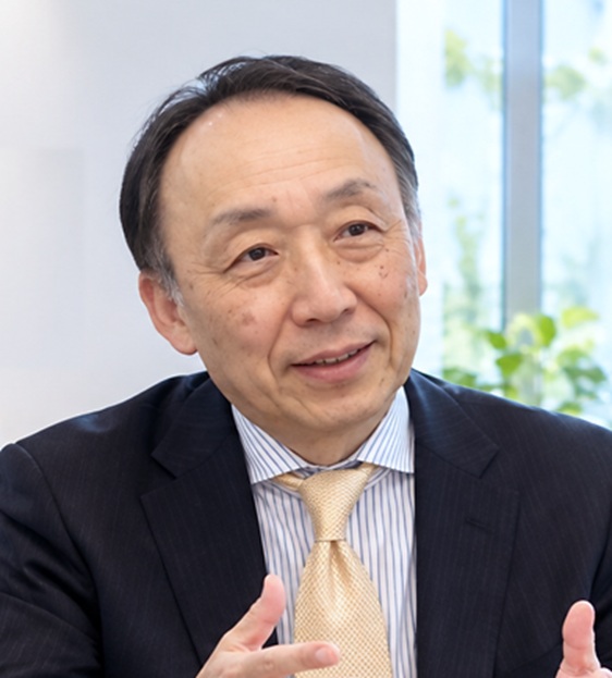 代表 Takami Hiraga